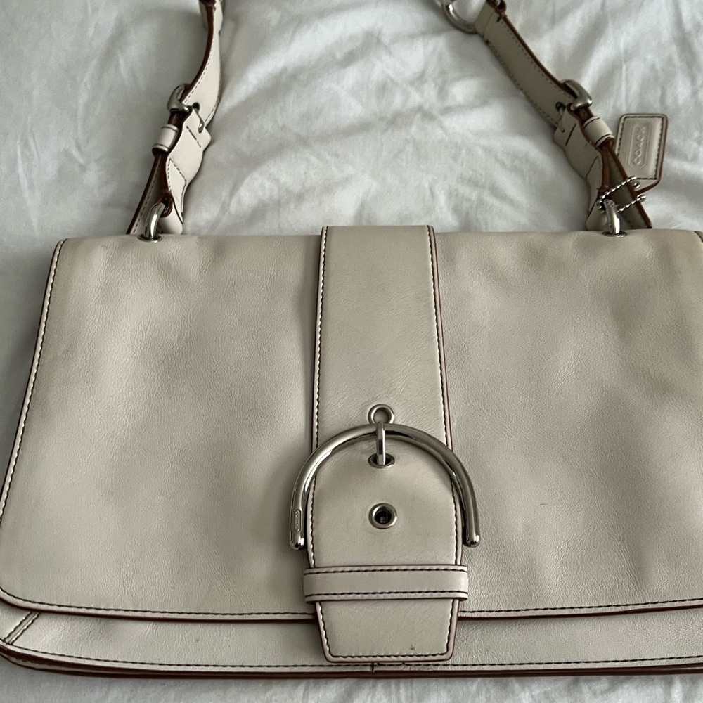 Coach Cream Leather Shoulder Bag